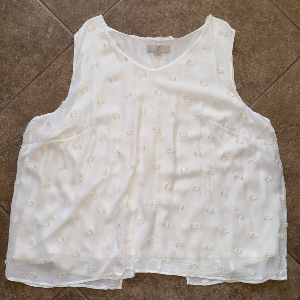 GUC - Loft Plus - Sleeveless Open Back Top